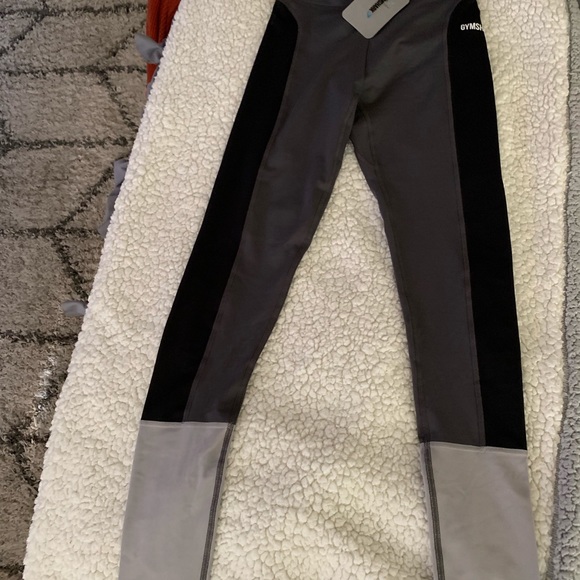 Gymshark Pants - Gymshark illusion leggings